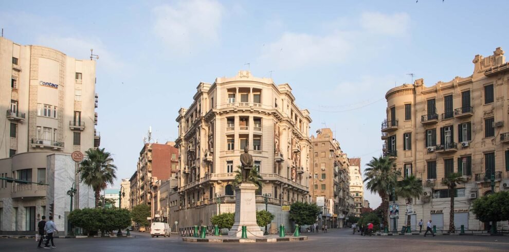 Cairo,,Egypt,-,May,05:,Statue,Of,Talaat,Harb,Who